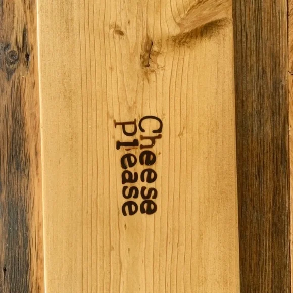 Handmade charcuterie board - Picture 2 of 3